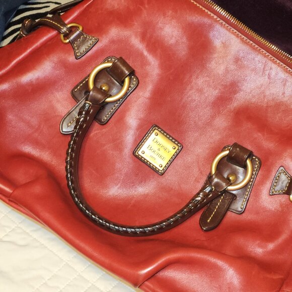 Dooney & Bourke Handbags - Dooney & Bourke bag